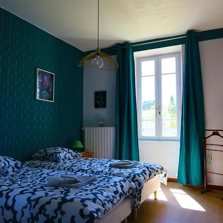 Sous La Treille Saze (Gard)